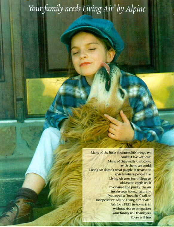 LivingFamily.JPG (156454 bytes)